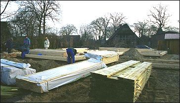 Anlieferung Holzhaus-Bauteile
