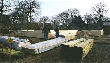 Vorbereitung für den Holzhaus-Aufbau